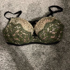 Victoria’s Secret Dream Angels Demi Bra
